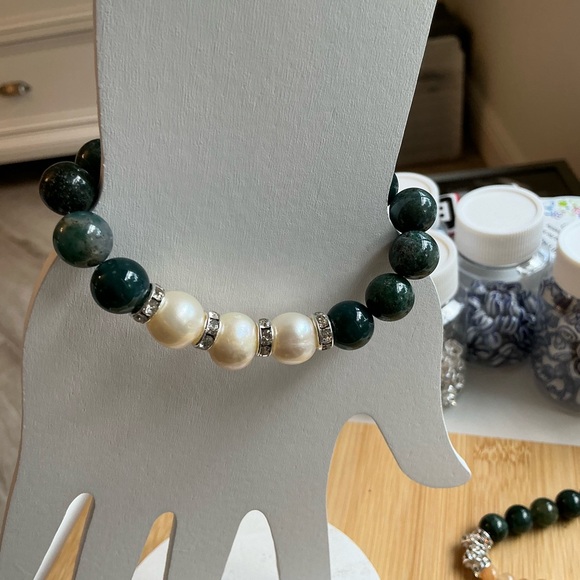 Pearls and Moss Agates Bracelet - Picture 4 of 4